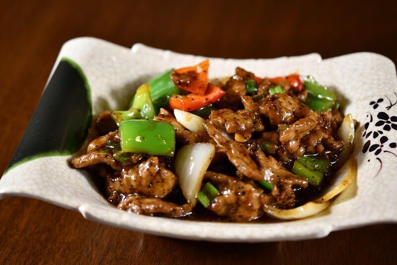Black Pepper Beef/Res con pimienta negra